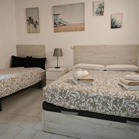 Benalbeach Casa Kito Dreams 1ª Linea Playa Benalmádena Dış mekan fotoğraf
