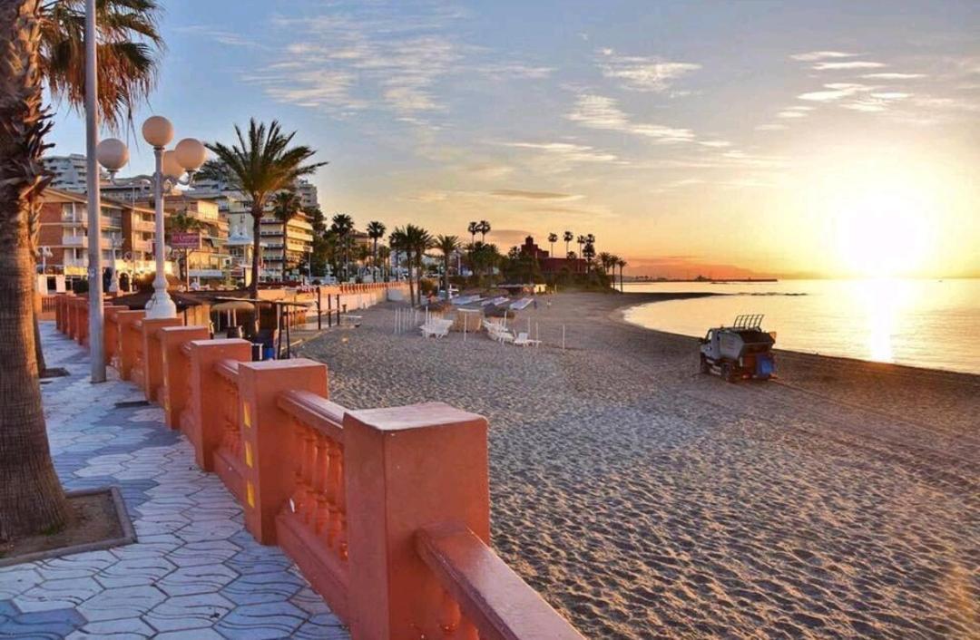 Benalbeach Casa Kito Dreams 1ª Linea Playa Benalmádena Dış mekan fotoğraf